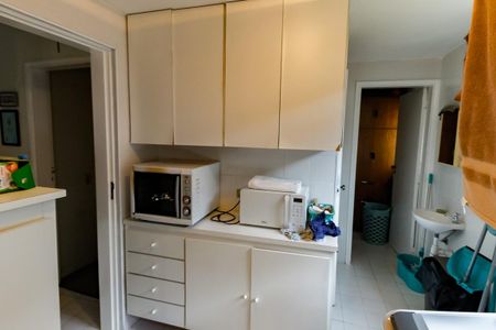 Apartamento à venda com 140m², 3 quartos e 1 vagaÁrea de Serviço