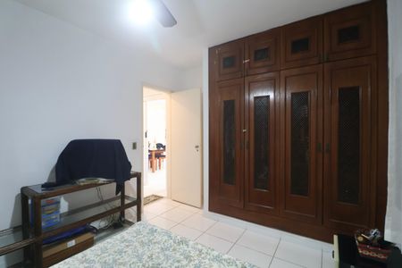 Apartamento para alugar com 75m², 2 quartos e 1 vaga Apartamento para alugar com 75m², 2 quartos e 1 vagaQuarto