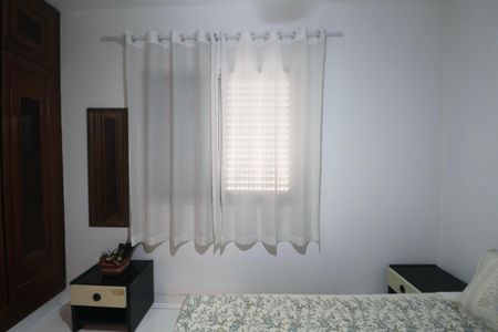 Apartamento para alugar com 75m², 2 quartos e 1 vaga Apartamento para alugar com 75m², 2 quartos e 1 vagaQuarto