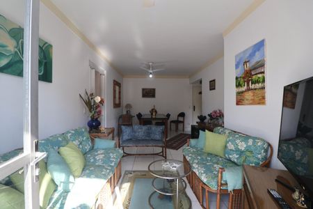 Apartamento para alugar com 75m², 2 quartos e 1 vaga Apartamento para alugar com 75m², 2 quartos e 1 vagaSala