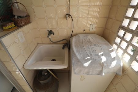 Apartamento para alugar com 75m², 2 quartos e 1 vaga Apartamento para alugar com 75m², 2 quartos e 1 vagaÁrea de Serviço