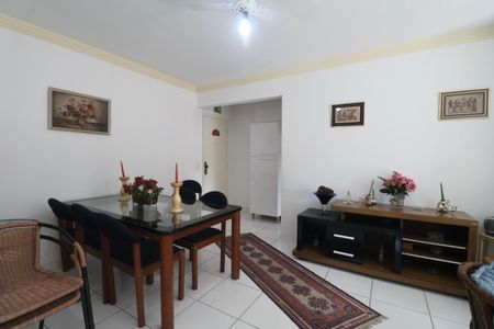 Apartamento para alugar com 75m², 2 quartos e 1 vaga Apartamento para alugar com 75m², 2 quartos e 1 vagaSala