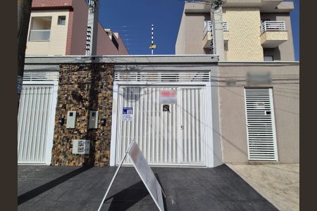 Casa para alugar com 140m², 3 quartos e 2 vagas Casa para alugar com 140m², 3 quartos e 2 vagasFachada