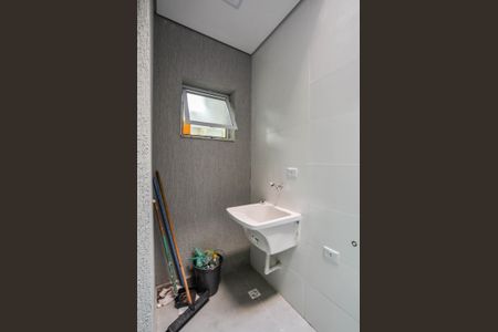 Casa para alugar com 140m², 3 quartos e 2 vagas Casa para alugar com 140m², 3 quartos e 2 vagasCozinha e Área de Serviço