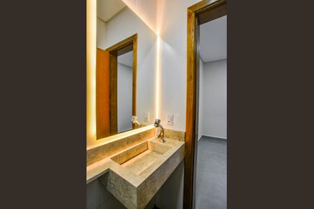 Casa para alugar com 140m², 3 quartos e 2 vagas Casa para alugar com 140m², 3 quartos e 2 vagasBanheiro da Suíte 1