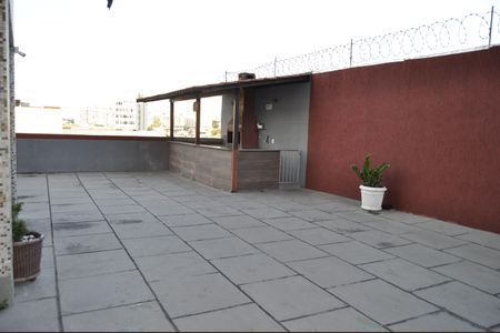 Apartamento à venda com 88m², 2 quartos e 1 vagaÁrea comum