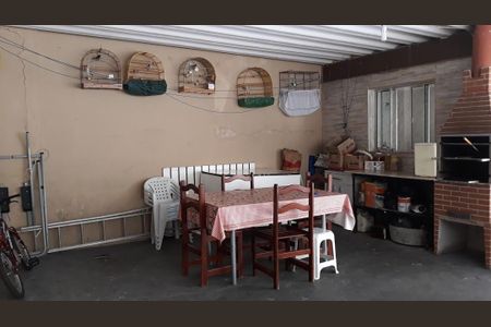 Casa à venda com 3 quartos, 267m² em Vila Tibiriçá, Santo André