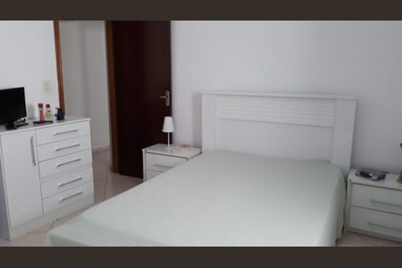 Casa à venda com 3 quartos, 267m² em Vila Tibiriçá, Santo André