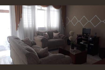 Casa à venda com 3 quartos, 267m² em Vila Tibiriçá, Santo André