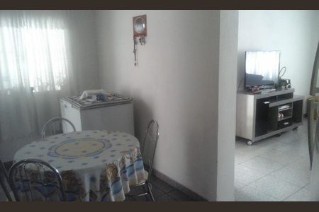 Casa à venda com 4 quartos, 244m² em Vila Tibiriçá, Santo André