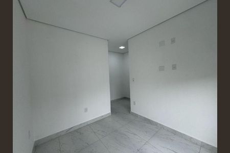 Apartamento à venda com 2 quartos, 40m² em Jardim do Estádio, Santo André