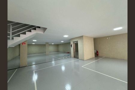 Apartamento à venda com 2 quartos, 40m² em Jardim do Estádio, Santo André