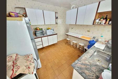 Casa à venda com 2 quartos, 170m² em Vila Luzita, Santo André