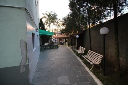 Apartamento à venda com 2 quartos, 50m² em Vila Lutécia, Santo André