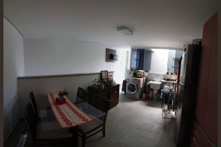 Apartamento à venda com 2 quartos, 116m² em Vila Pires, Santo André