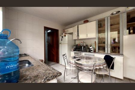 Casa à venda com 2 quartos, 65m² em Vila Alzira, Santo André