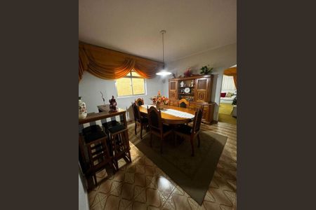 Casa à venda com 2 quartos, 179m² em Nova Gerti, São Caetano do Sul