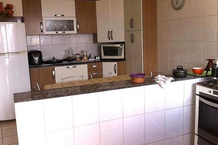 Casa à venda com 3 quartos, 218m² em Vila Palmares, São Caetano do Sul