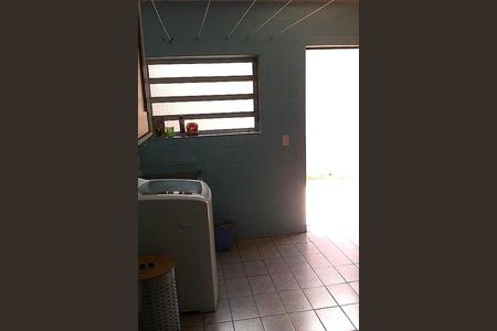 Casa à venda com 3 quartos, 218m² em Vila Palmares, São Caetano do Sul