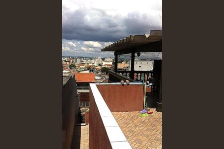 Casa à venda com 3 quartos, 218m² em Vila Palmares, São Caetano do Sul