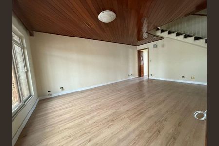 Casa à venda com 3 quartos, 213m² em Jardim Bela Vista, Santo André