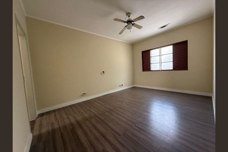 Casa à venda com 3 quartos, 213m² em Jardim Bela Vista, Santo André