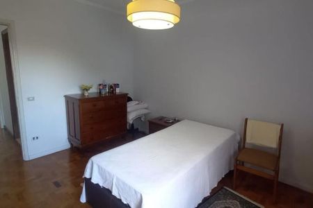 Casa à venda com 3 quartos, 201m² em Vila Scarpelli, Santo André