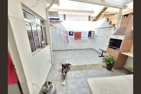 Casa à venda com 3 quartos, 211m² em Vila Linda, Santo André