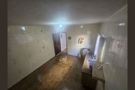 Casa à venda com 3 quartos, 176m² em Jardim do Estádio, Santo André