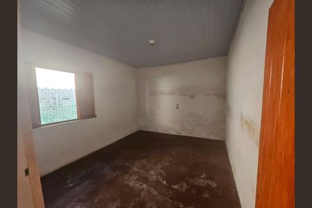 Casa à venda com 3 quartos, 176m² em Jardim do Estádio, Santo André