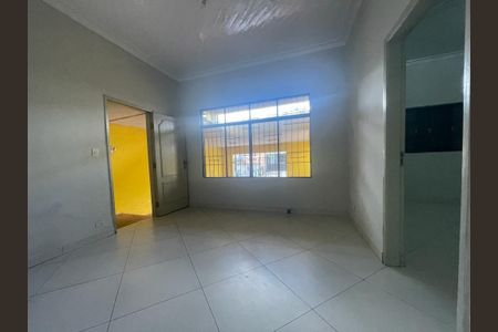 Casa à venda com 2 quartos, 157m² em Vila Helena, Santo André