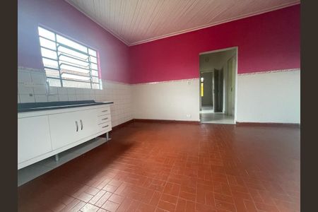 Casa à venda com 2 quartos, 157m² em Vila Helena, Santo André