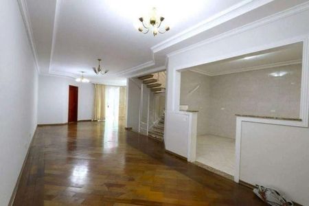 Casa à venda com 3 quartos, 226m² em Vila Gilda, Santo André