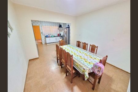 Casa à venda com 3 quartos, 153m² em Vila Helena, Santo André