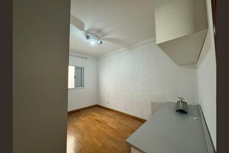 Casa à venda com 3 quartos, 228m² em Vila Gilda, Santo André