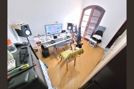 Casa à venda com 3 quartos, 171m² em Vila Alzira, Santo André