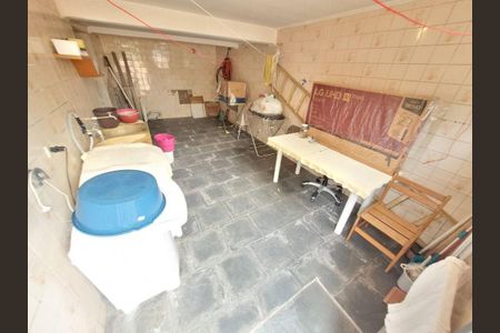 Casa à venda com 3 quartos, 171m² em Vila Alzira, Santo André