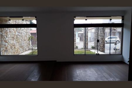 Casa à venda com 3 quartos, 289m² em Vila Pires, Santo André