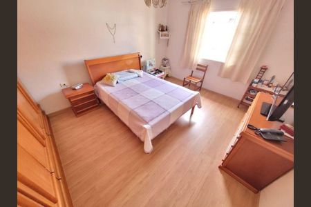 Casa à venda com 3 quartos, 183m² em Vila Eldizia, Santo André