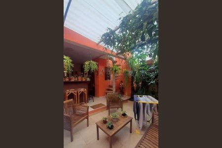 Casa à venda com 2 quartos, 131m² em Vila Alzira, Santo André