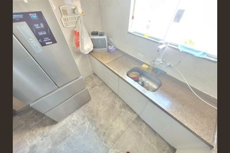 Casa à venda com 4 quartos, 131m² em Vila Linda, Santo André