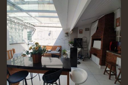 Casa à venda com 4 quartos, 188m² em Vila Helena, Santo André