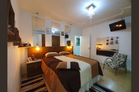 Casa à venda com 4 quartos, 188m² em Vila Helena, Santo André