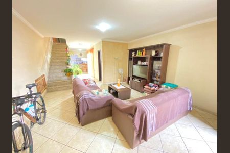 Casa à venda com 3 quartos, 289m² em Jardim do Estádio, Santo André