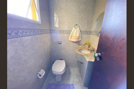 Casa à venda com 3 quartos, 289m² em Jardim do Estádio, Santo André