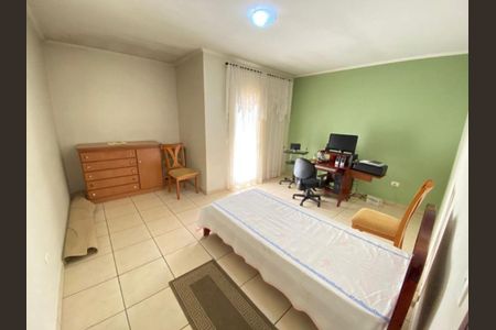 Casa à venda com 3 quartos, 289m² em Jardim do Estádio, Santo André