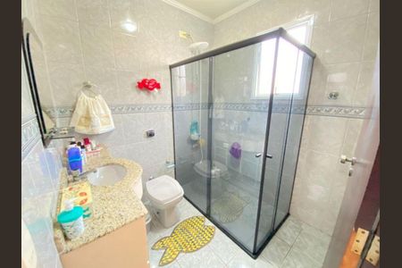 Casa à venda com 3 quartos, 289m² em Jardim do Estádio, Santo André