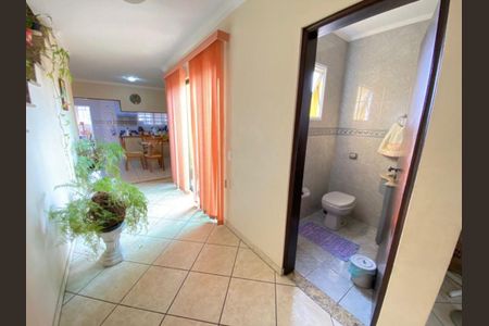 Casa à venda com 3 quartos, 289m² em Jardim do Estádio, Santo André