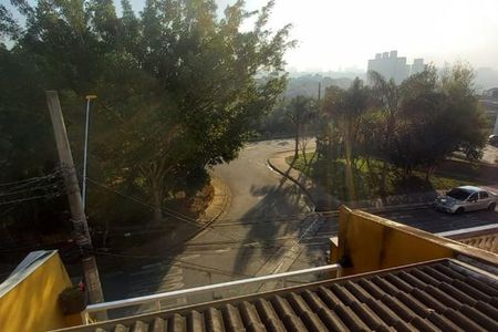 Casa à venda com 169m², 4 quartos e 2 vagas