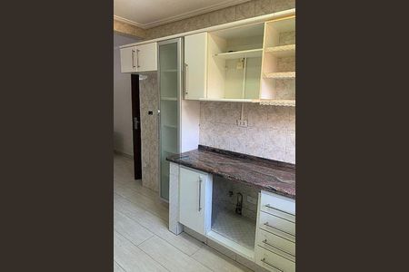 Casa à venda com 183m², 3 quartos e 4 vagas